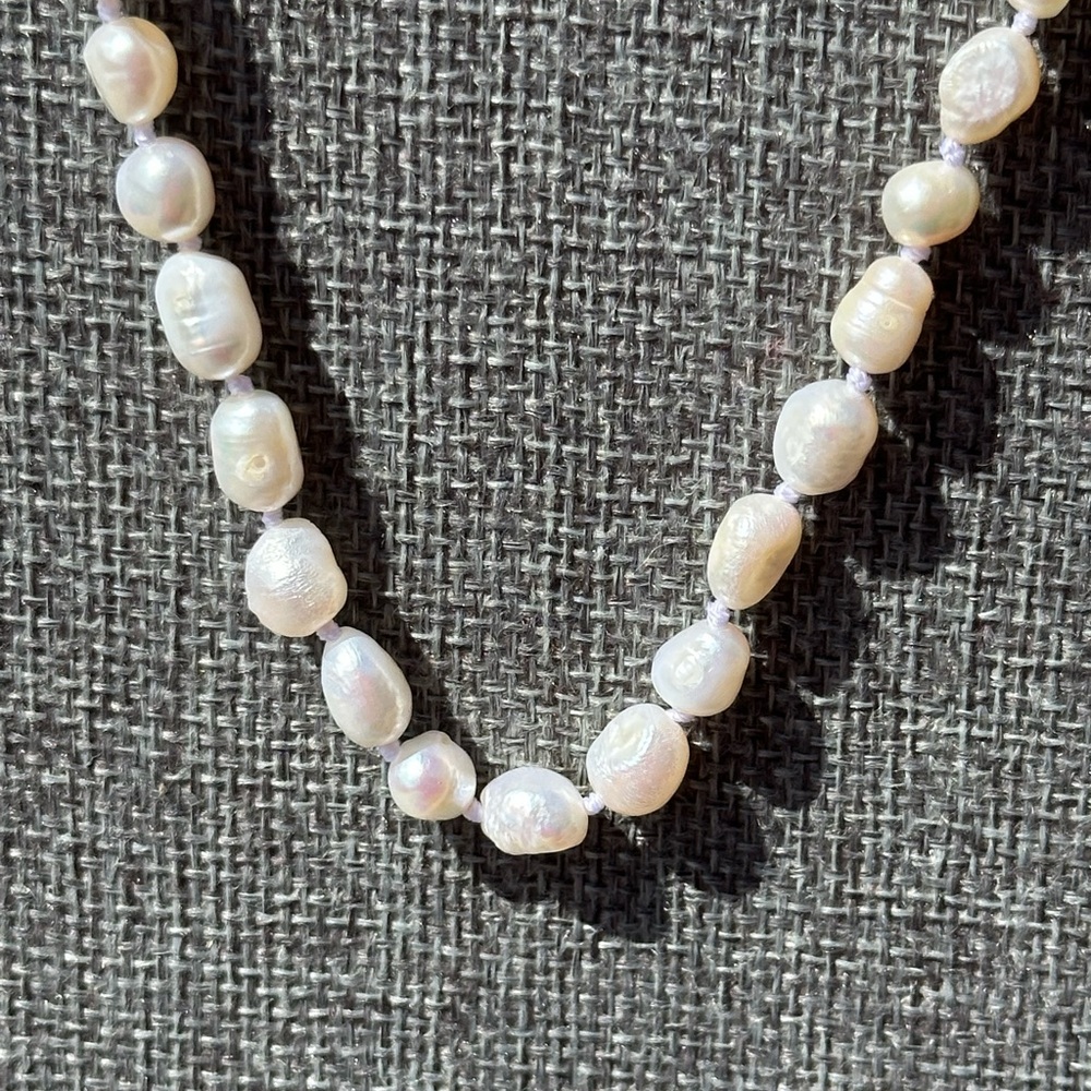 Elegant White Freshwater Pearl Necklace 18” New